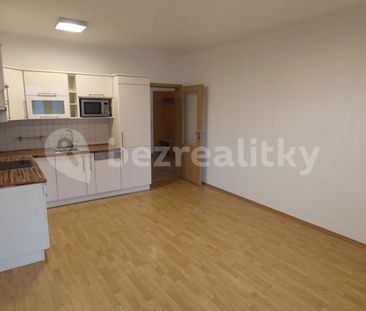 Pronájem bytu 2+kk • 48 m² bez realitkyV Zahradách, Praha - Libeň - Photo 3