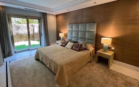 4 bedroom luxury Apartment for rent in Puerto Banus, Spain - Photo 4