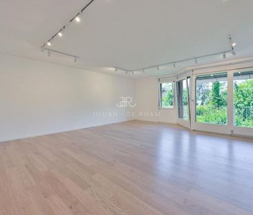 For rent – 4.5 rooms at 800m from Coppet train station - Photo 1