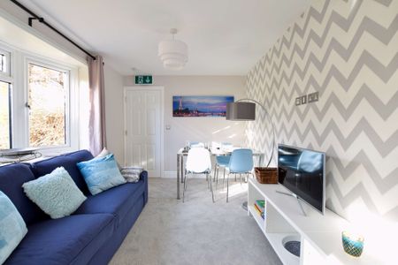 🌟Large Ensuite Room🌟 - Photo 5