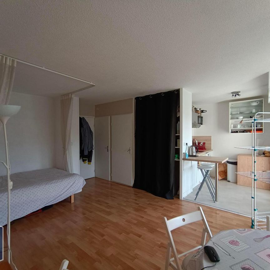 Location Appartement 1 pièce 32m² GRENOBLE 38000 - Photo 1
