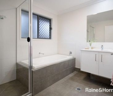 Convenient Living in Albany Creek - Photo 5