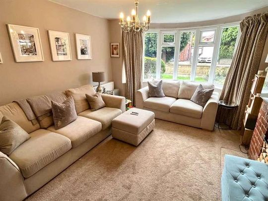 Alder Hill Grove, Leeds, LS7 - Photo 1