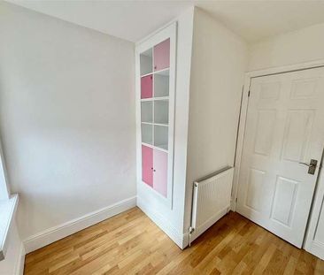 Greenside Avenue, Staincross, Barnsley, S75 - Photo 1
