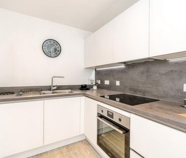1 bedroom flat to rent - Photo 6