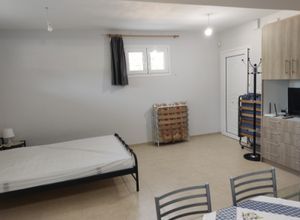Studio/Γκαρσονιέρα για ενοικίαση - Αίγιο, - Φωτογραφία 1