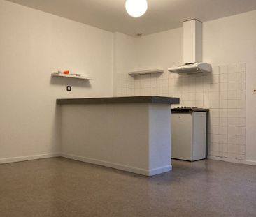 Location Appartement 2 pièces 39m² - Photo 4