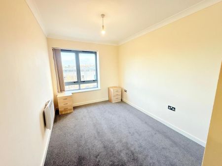 2 bedroom apartment to rent - Photo 4
