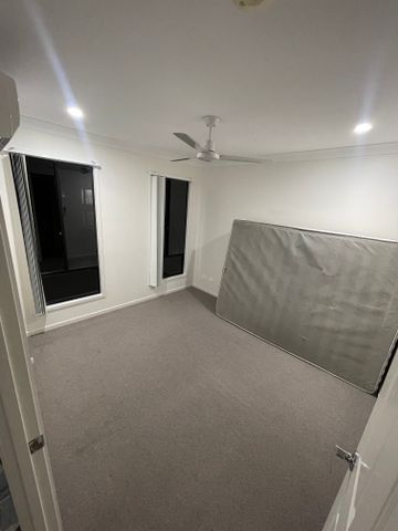 Bridgeman Downs - Photo 2