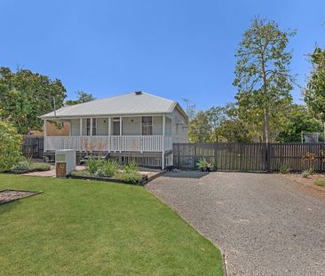 42 Thompson Street, Silkstone QLD 4304 - House For Rent | Domain - Photo 5