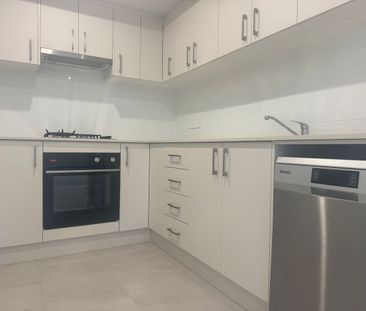 BRAND NEW 2 BEDROOM GRANNY FLAT - Photo 3
