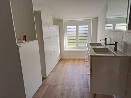 Location Maison 5 pièces 175m² ST LOUBES 33450 - Photo 5
