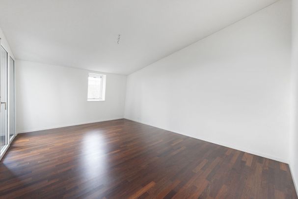 Stylish apartment in child-friendly development - Photo 1