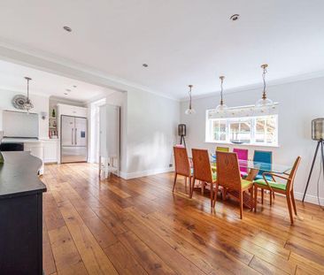 4 bedroom semi-detached house to rent - Photo 2