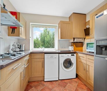 Eastwood, Bridgewater Road, WEYBRIDGE, KT13 - Photo 1