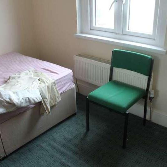 Monthermer Road, Roath, Cardiff, CF24 - Photo 1