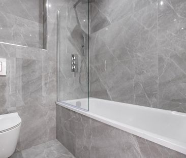 2 bedroom penthouse to rent - Photo 6