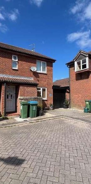 Coppice Way, Aylesbury, HP20 - Photo 1