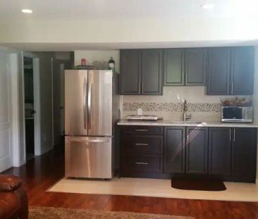Walkout Basement Suite Fully Furnished (UTILITIES INCLUDED) - $1350... - Photo 1