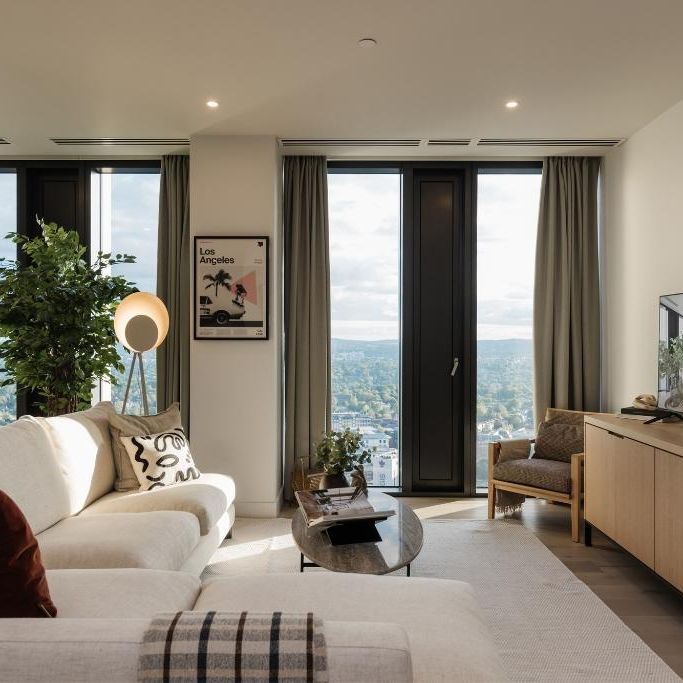 2 bedroom penthouse to rent - Photo 1