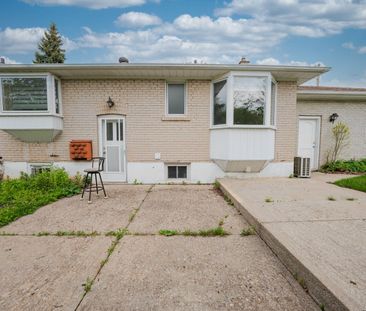 For Lease - 577 Trudale Court, Oakville, Ontario - Photo 6
