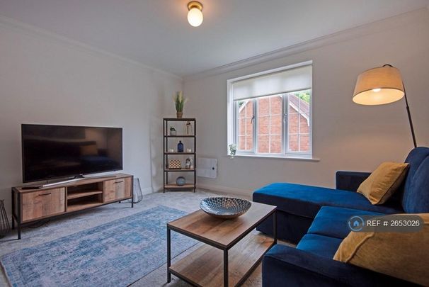 2 bedroom flat to rent - Photo 1