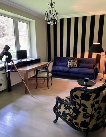 Wolnostojący, parterowy, 7 pokoi, basen - Zdjęcie 2