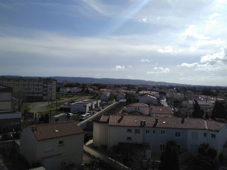 Appartement 40 m² - 2 Pièces - Narbonne (11100) - Photo 2