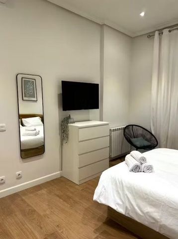 Calle del Cardenal Cisneros, Madrid, Community of Madrid 28010 - Photo 3