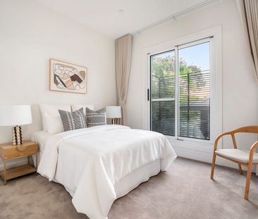 Luxurious Family Living In Hawthorn East - Photo 4