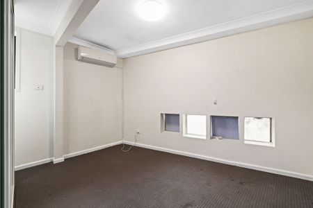 Funky Inner City Charm - Photo 3