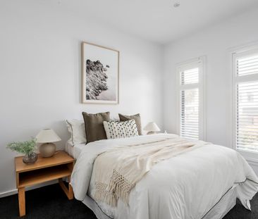 Family Excellence in Landscaped Bliss - Photo 6