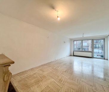 Appartement - à louer - Photo 2