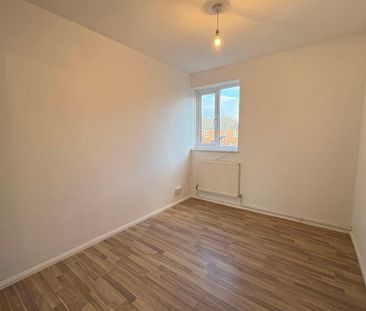 River Drive, South Shields , South Shields, Tyne and Wear, NE33 1TL - Photo 4