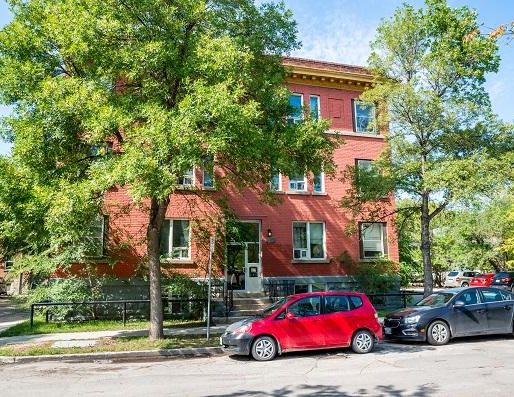 Almonte Apartments - Photo 1