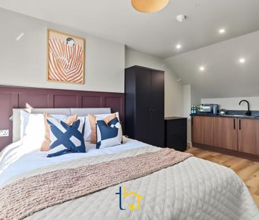 1 bedroom in a house share to rent - Photo 1