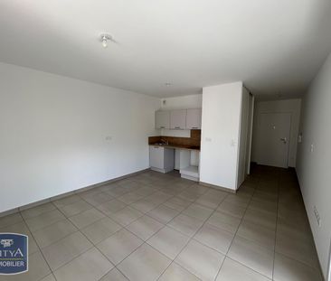 Location Appartement 1 pièce 28m² CLERMONT FERRAND 63000 - Photo 2