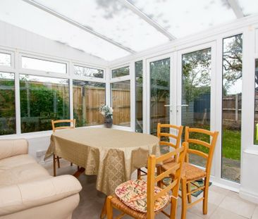 4 bedroom detached house to rent - Photo 4