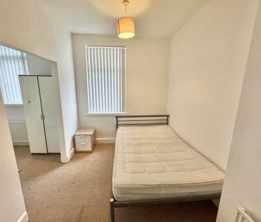 2 bedroom terraced house to rent - Photo 6