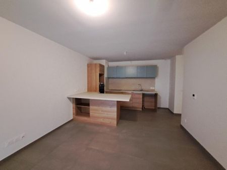 Location Appartement 2 pièces 48m² THONON LES BAINS 74200 - Photo 3