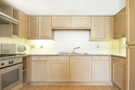 Great Tower Street, Fenchurch Street, EC3R - Photo 5