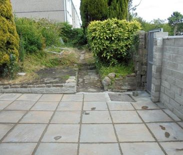 4 bedroom end of terrace house to rent - Photo 5