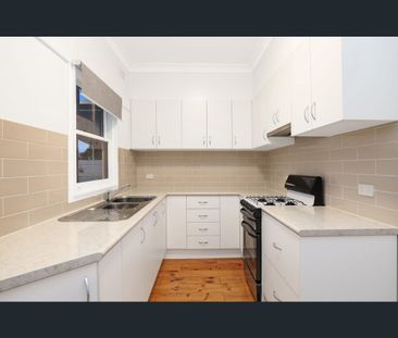 98 Robsons Road, Keiraville, NSW 2500 - Photo 6