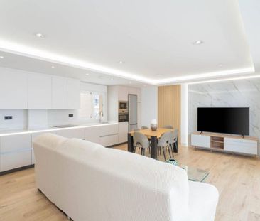 3 bedroom luxury penthouse for rent in Fuengirola, Spain - Photo 2