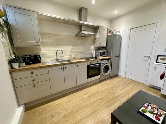 1 bedroom flat to rent - Photo 1