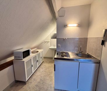 Location Appartement 1 pièce 9m² TOURS 37000 - Photo 2