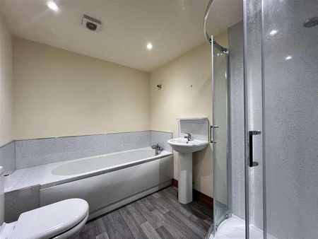 Albemarle Crescent, Scarborough, YO11 - Photo 5