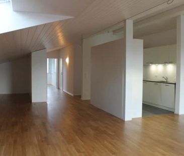 4.5 Zimmer, 196 m², 3. Stock - Photo 1