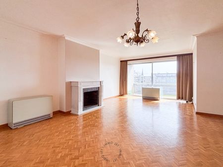 Ruim en lichtrijk appartement in hartje Beveren - Foto 3