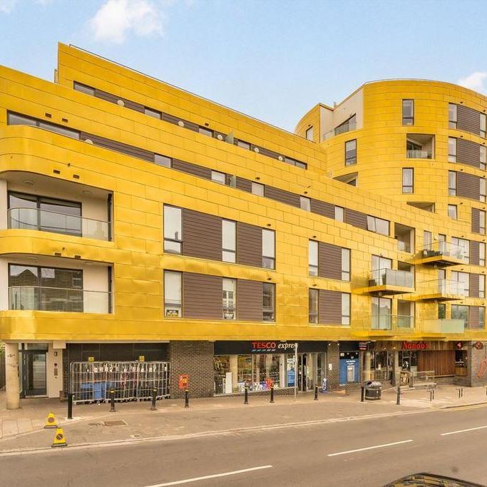 3 bedroom flat to rent - Photo 1